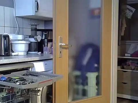 Snapshot of dragon77chelsi chatting on November 2025 05:06:02 PM dragon77chelsi online show from November 2025 05:06:02 PM