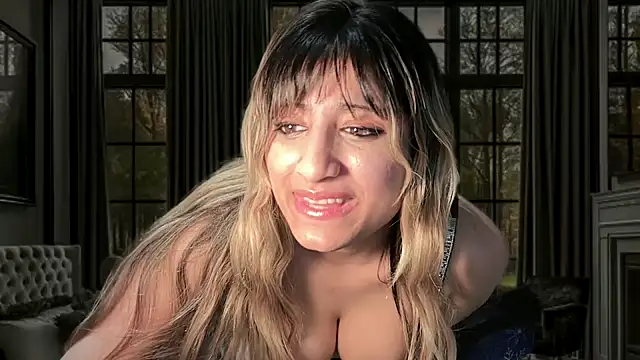 Snapshot of Focal_Humorist99 chatting on December 2024 01:18:01 AM Focal Humorist99 online show from December 2024 01:18:01 AM