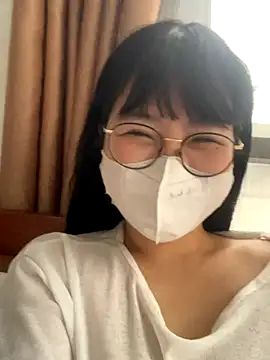 Onee-Chew online show from December 2025 06:41:02 AM