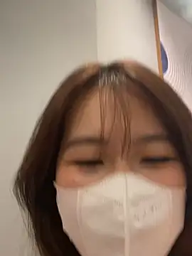 Onee-Chew online show from May 2026 08:11:01 AM