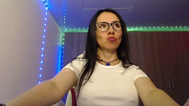 Selene93 online show from March 2025 05:08:02 PM