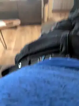 Snapshot of Andy7430 chatting on March 2025 12:40:02 PM Andy7430 online show from March 2025 12:40:02 PM