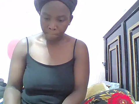 Snapshot of miss_melis chatting on November 2025 02:37:02 PM miss melis online show from November 2025 02:37:02 PM