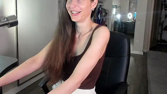 Mila Anders online show from June 2026 04:39:02 AM