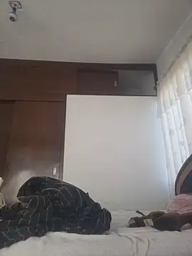 karlaalva online show from May 2026 01:42:02 PM