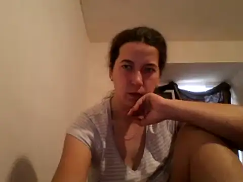 Snapshot of Tamilashaa chatting on January 2025 07:10:01 AM Tamilashaa online show from January 2025 07:10:01 AM