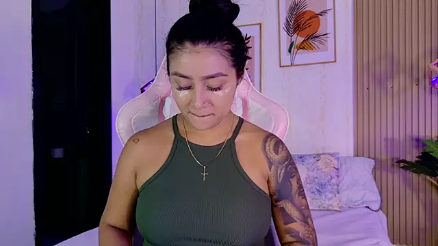 CameronCollins  online show from February 2026 07:31:01 PM