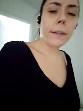 Ellie-L-Elizabeth online show from January 2026 05:40:01 PM