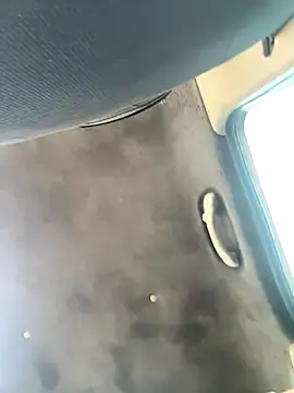 lunablossom  online show from October 2025 09:16:01 PM