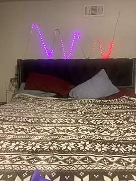 Snapshot of ththotmomma chatting on January 2025 09:00:02 PM ththotmomma online show from January 2025 09:00:02 PM