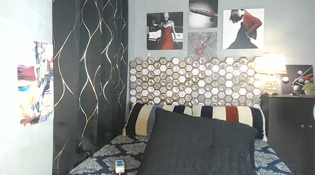 Snapshot of Hot_Metallica69 chatting on February 2025 06:29:01 AM Hot Metallica69 online show from February 2025 06:29:01 AM