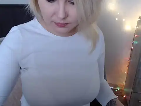 leeilawow online show from January 2026 07:45:02 AM