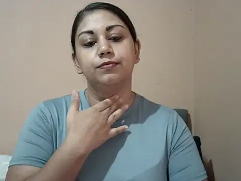 bellachow10 online show from January 2026 10:31:01 AM