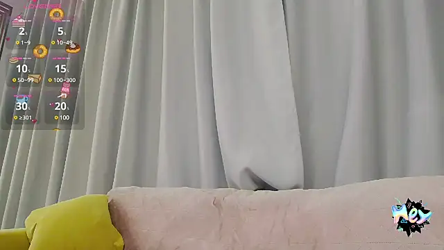 Snapshot of crystalmoon___ chatting on February 2025 10:42:02 PM crystalmoon online show from February 2025 10:42:02 PM