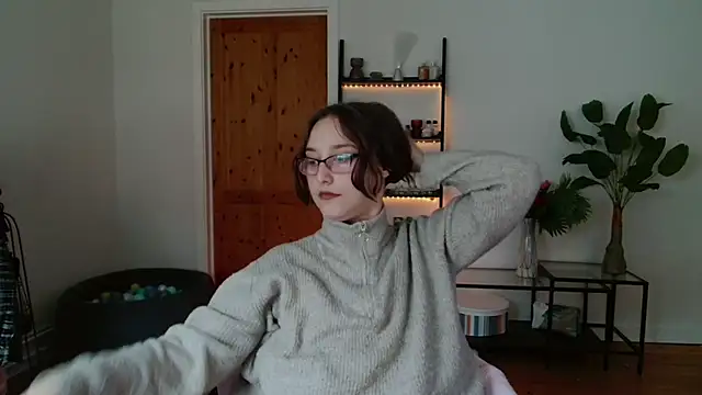 Snapshot of NaughtyRapunzel7 chatting on December 2024 10:49:01 AM NaughtyRapunzel7 online show from December 2024 10:49:01 AM