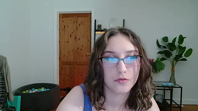 Snapshot of NaughtyRapunzel7 chatting on December 2024 12:19:02 PM NaughtyRapunzel7 online show from December 2024 12:19:02 PM