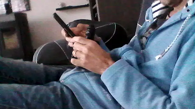 Snapshot of mickzizi chatting on October 2025 08:00:02 AM mickzizi online show from October 2025 08:00:02 AM