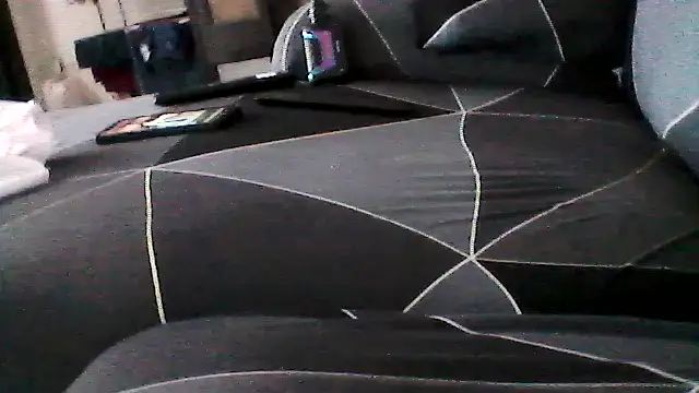 Snapshot of mickzizi chatting on October 2025 08:24:02 AM mickzizi online show from October 2025 08:24:02 AM