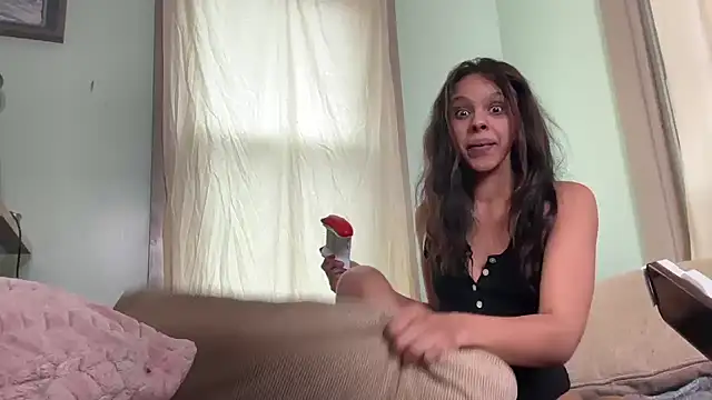 Snapshot of queendab626 chatting on March 2025 05:25:02 PM queendab626 online show from March 2025 05:25:02 PM