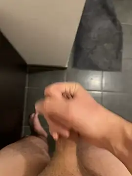 Snapshot of vultur2565 chatting on December 2024 01:22:01 PM vultur2565 online show from December 2024 01:22:01 PM