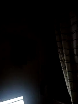 Snapshot of yellowwetfox chatting on February 2026 10:11:01 AM yellowwetfox online show from February 2026 10:11:01 AM