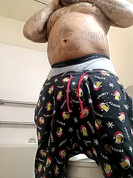 Snapshot of yellowwetfox chatting on February 2026 08:13:02 AM yellowwetfox online show from February 2026 08:13:02 AM