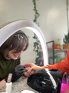 annablisss online show from February 2025 05:21:01 PM