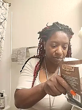 Snapshot of markquanna chatting on October 2025 08:59:02 PM markquanna online show from October 2025 08:59:02 PM