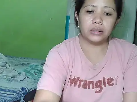 Snapshot of sweetlady_pinay chatting on October 2025 06:36:02 AM sweetlady pinay online show from October 2025 06:36:02 AM