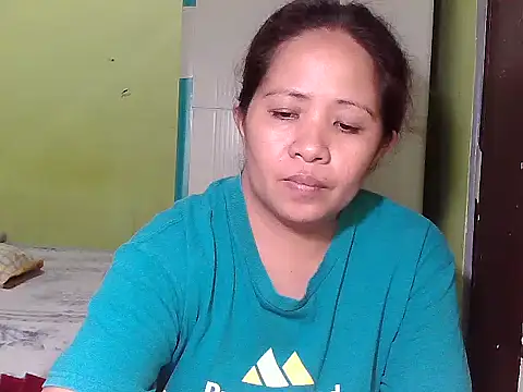 Snapshot of sweetlady_pinay chatting on October 2025 12:17:01 PM sweetlady pinay online show from October 2025 12:17:01 PM
