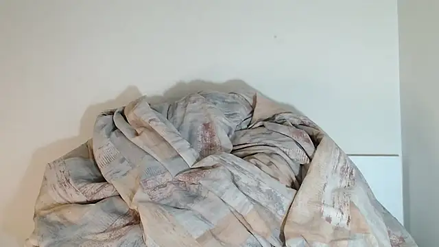 Snapshot of bonbonitaa chatting on November 2025 08:35:02 PM bonbonitaa online show from November 2025 08:35:02 PM