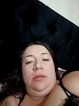 isabella rossse online show from February 2025 02:33:02 PM