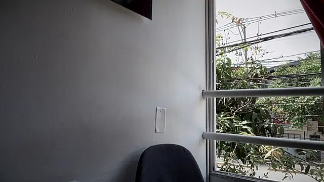 romeolovedark online show from September 2025 02:28:01 PM