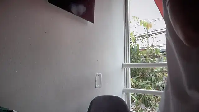 romeolovedark online show from October 2025 04:40:01 PM