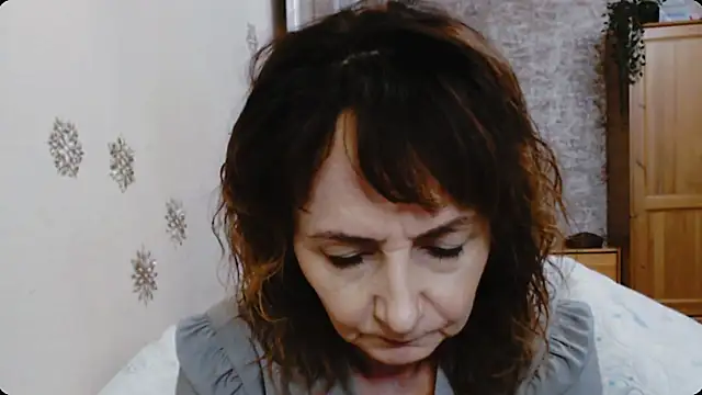 AnnieEltgant online show from November 2025 08:14:01 AM