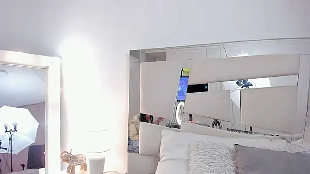 Mariana Joness online show from January 2026 02:39:02 AM