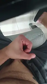 Snapshot of molok329 chatting on November 2025 04:40:02 PM molok329 online show from November 2025 04:40:02 PM