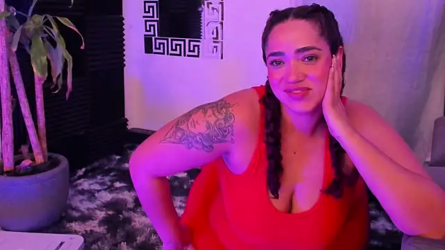 HannaMiillsxh online show from April 2026 02:55:02 PM