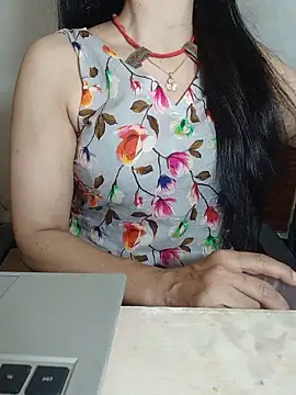 Snapshot of Chanchal--Navya chatting on May 2026 06:27:01 PM Chanchal--Navya online show from May 2026 06:27:01 PM