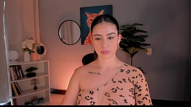 Snapshot of LiaPearce chatting on November 2025 02:42:02 PM LiaPearce online show from November 2025 02:42:02 PM