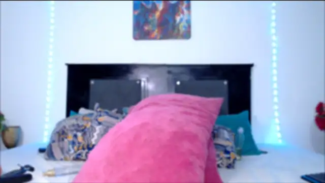 Snapshot of AdaraLink chatting on December 2025 12:31:02 PM AdaraLink online show from December 2025 12:31:02 PM