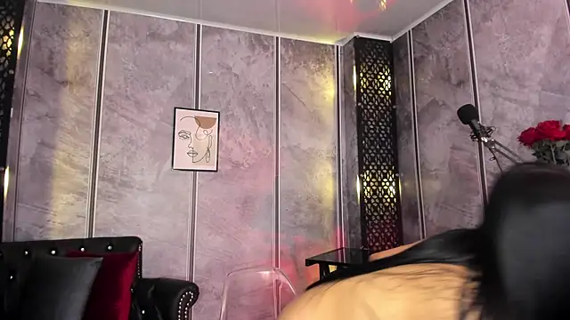 Snapshot of Amaraa_Lewis chatting on February 2025 12:11:01 PM Amaraa Lewis online show from February 2025 12:11:01 PM