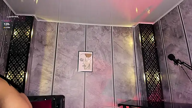 Snapshot of Amaraa_Lewis chatting on February 2025 12:09:02 PM Amaraa Lewis online show from February 2025 12:09:02 PM