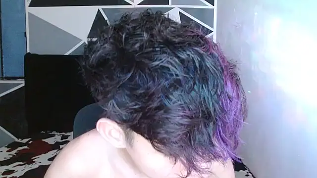 littlextreme online show from December 2024 06:02:02 AM