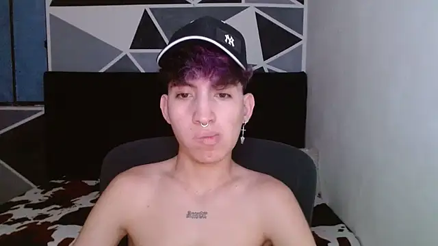 littlextreme online show from January 2025 02:25:01 AM