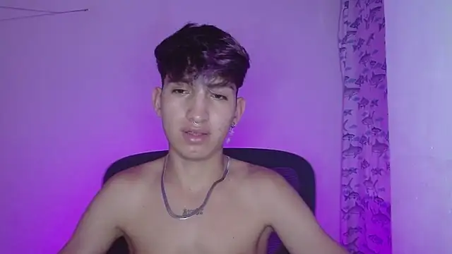 littlextreme online show from February 2025 03:50:01 AM