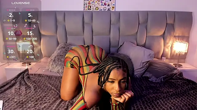 Snapshot of Nickytouse chatting on December 2024 02:36:02 AM Nickytouse online show from December 2024 02:36:02 AM