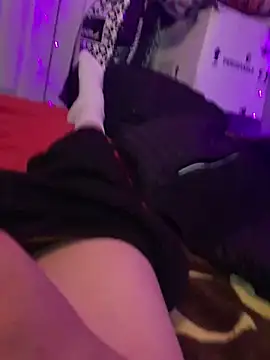 Snapshot of Hugetings chatting on February 2026 04:16:02 PM Hugetings online show from February 2026 04:16:02 PM