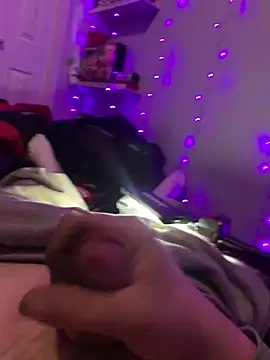 Snapshot of Hugetings chatting on February 2026 09:59:01 AM Hugetings online show from February 2026 09:59:01 AM