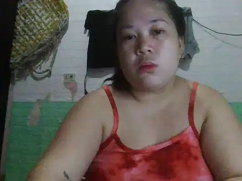 Snapshot of hotsexylyn chatting on November 2025 04:34:01 AM hotsexylyn online show from November 2025 04:34:01 AM